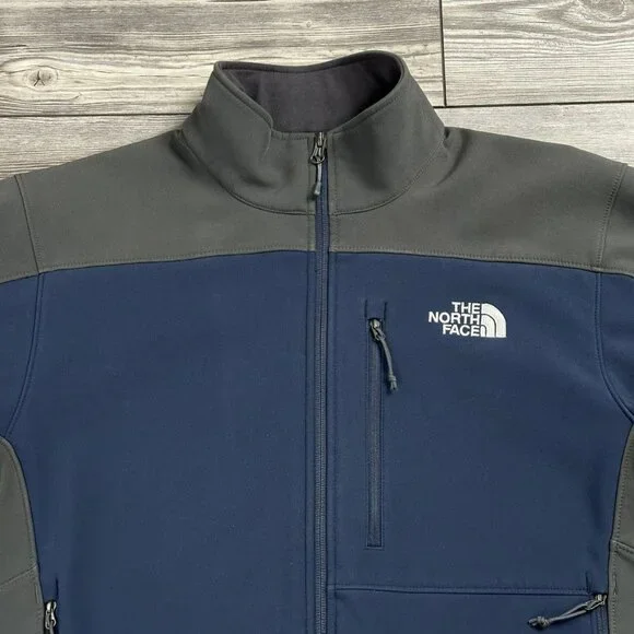 The North Face Soft Shell Jacket - Picture 3 of 7